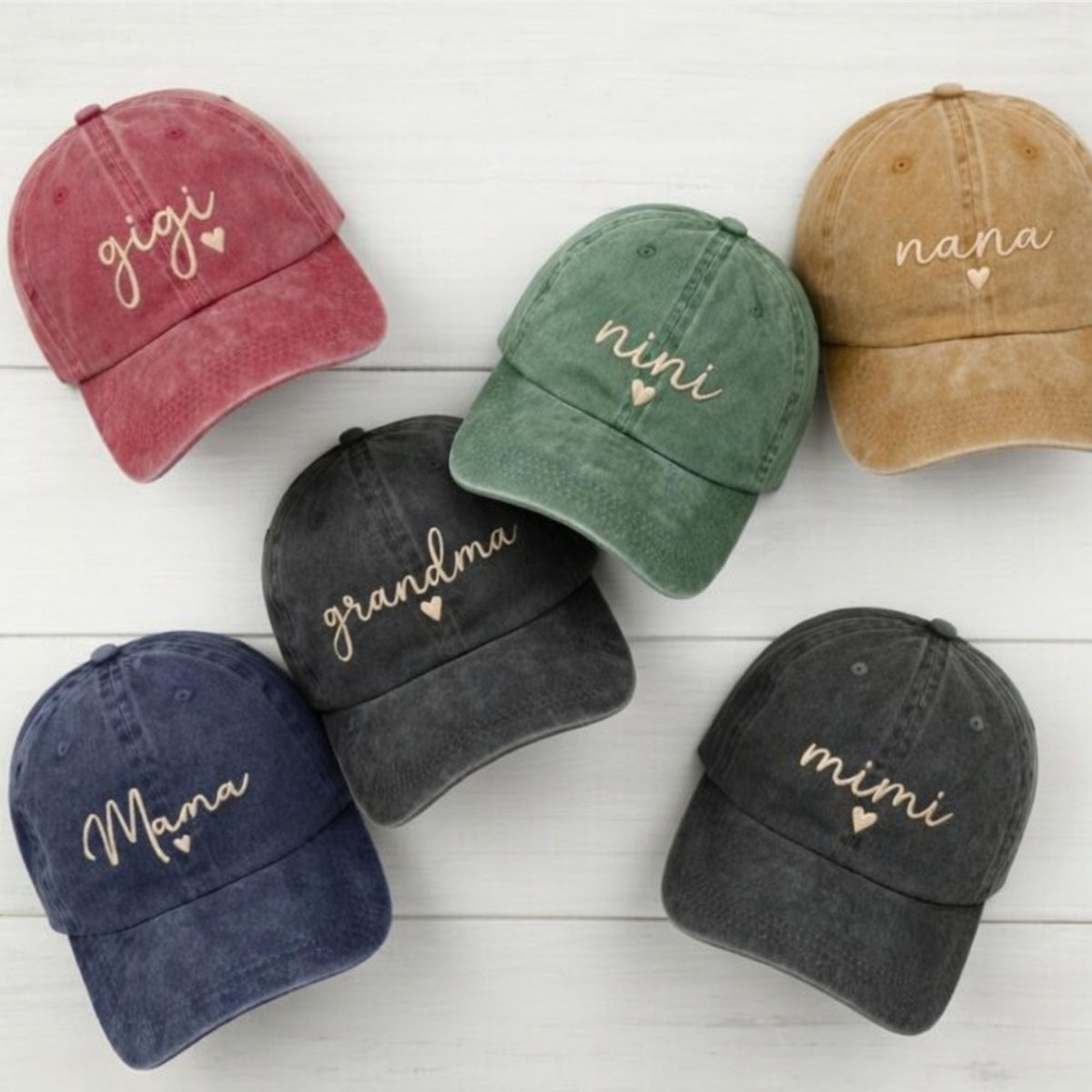 Personalized Grandma Hat with Heart, Custom Mama Mimi Gigi Nana Nini Embroidered Baseball Cap, Mother's Day Gift, Washed Cotton Hat