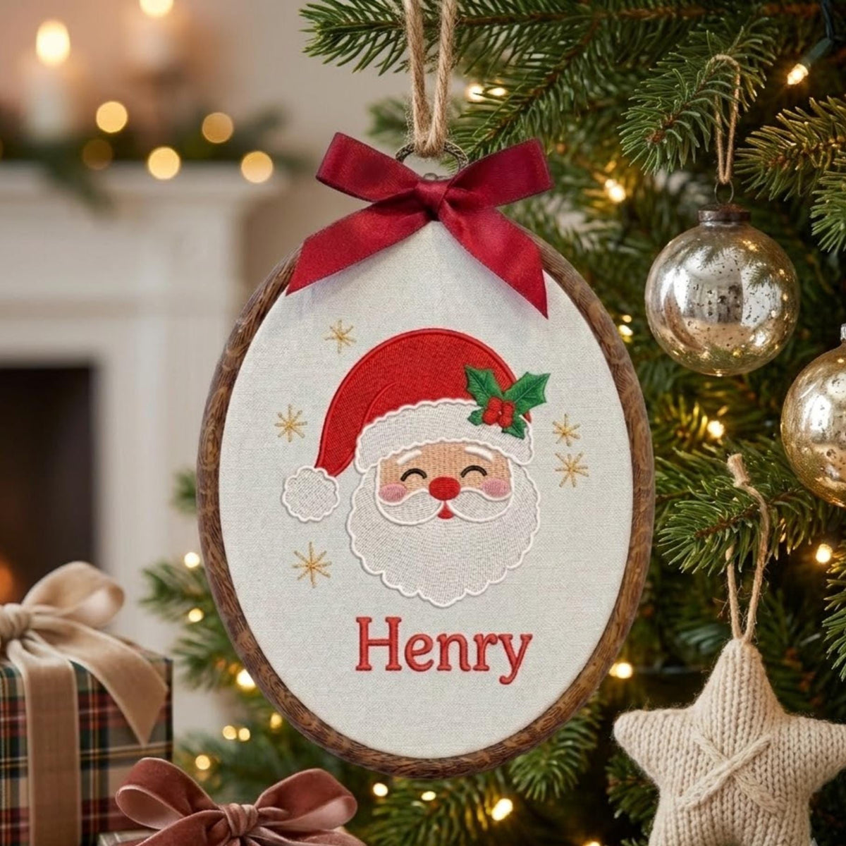 Personalized Santa Christmas Ornament 2026 - Embroidered Santa Claus Keepsake Hoop