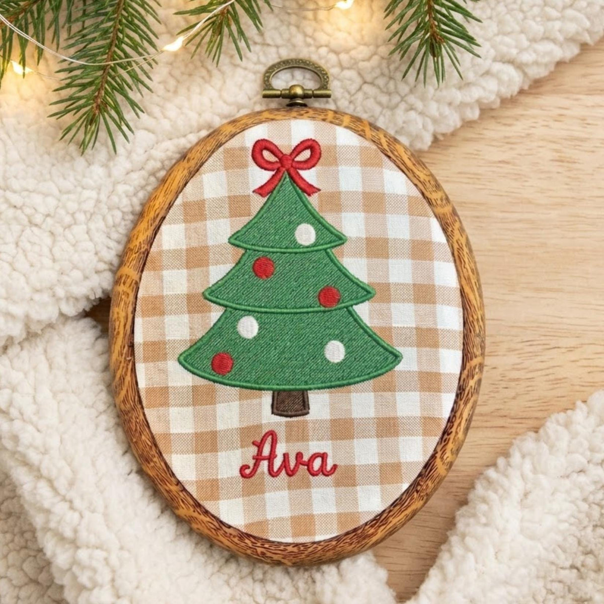 Custom Name Christmas Ornament, Embroidered Tree Hoop Hanging, Neutral Gingham Xmas Decor, Personalized Baby Holiday Keepsake Gift 2026