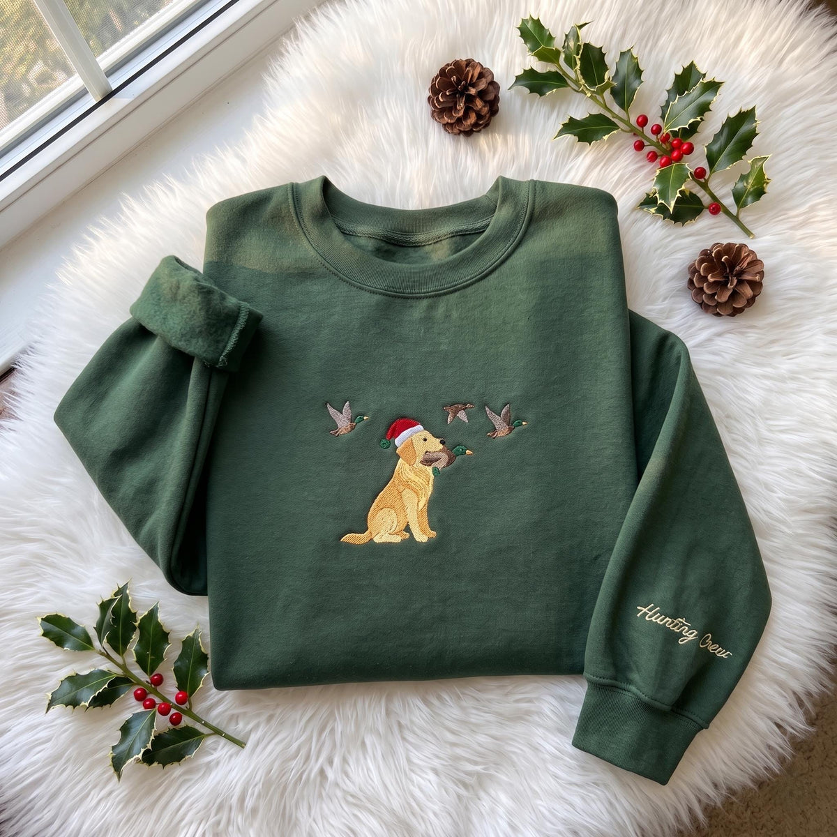 Christmas Hunting Dog Embroidered Sweatshirt, Golden Retriever Duck Sleeve Crewneck