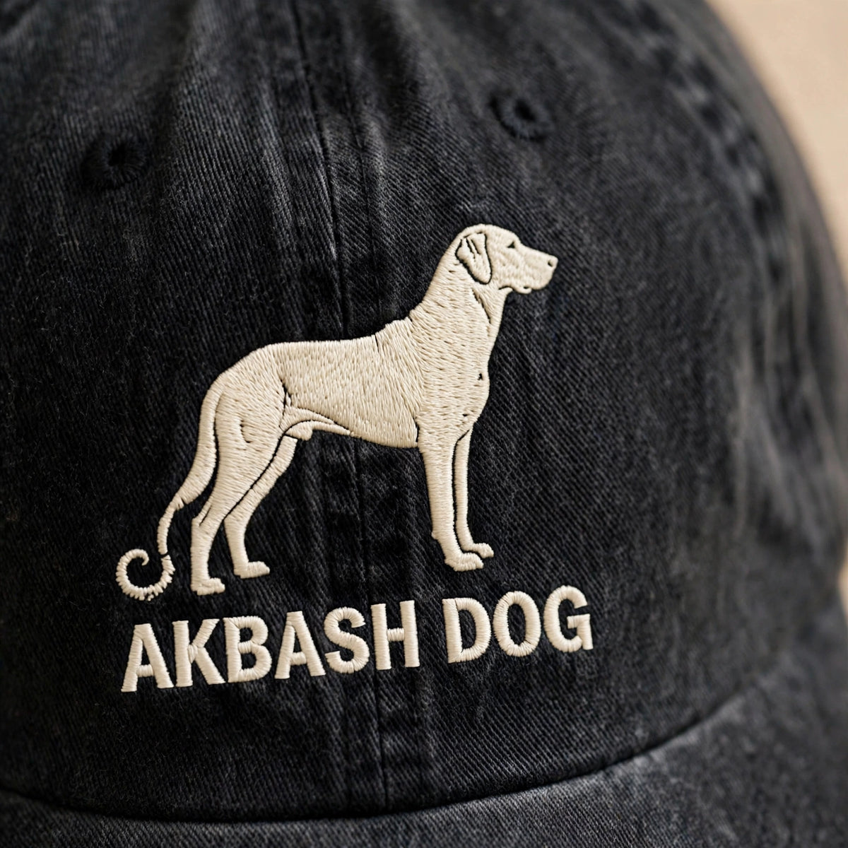 Custom Embroidered Akbash Dog Silhouette Hat – White Turkish Livestock Guardian Baseball Cap, Washed Cotton Gift for Dog Lovers